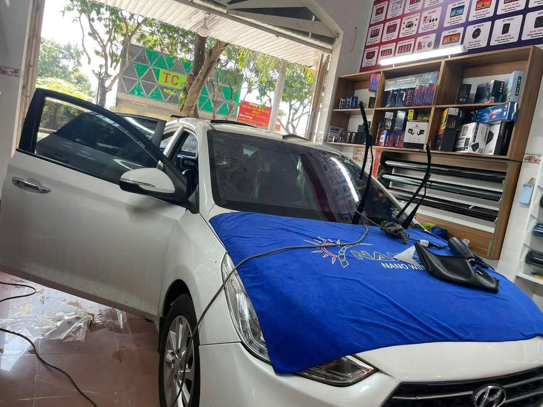 Dán film PPF xe HYUNDAI