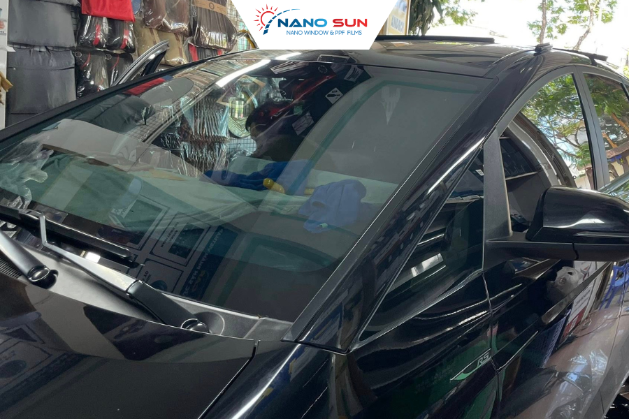 Cảm nhận rõ sự khác biệt - xe mát hơn, sang hơn sau khi dán phim Nanosun