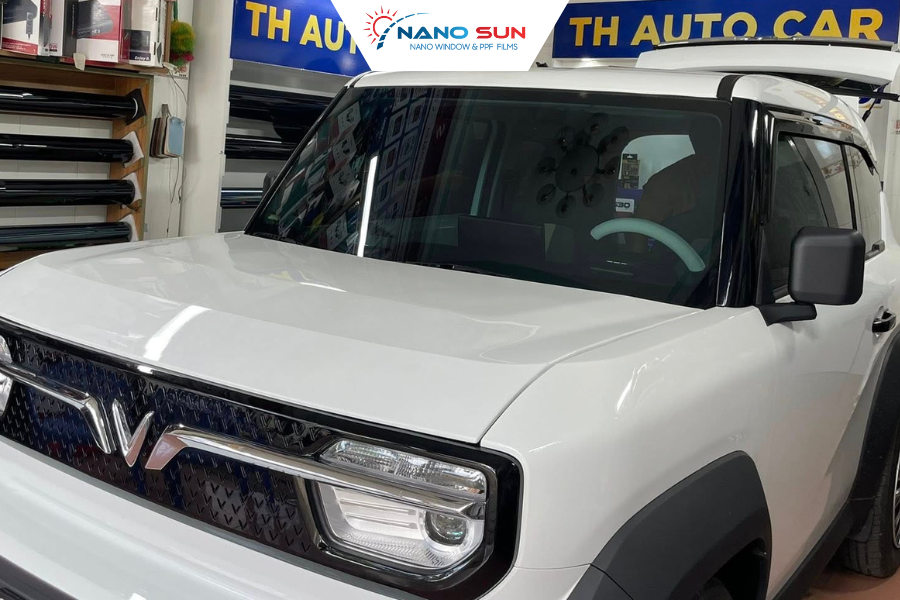 Phim cách nhiệt chất lượng cao giữ màu bền đẹp, bám dính tốt và duy trì hiệu quả chống nóng lâu dài.